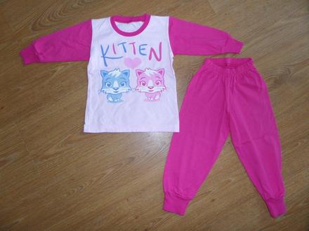Pyžamko s mačičkami, 86