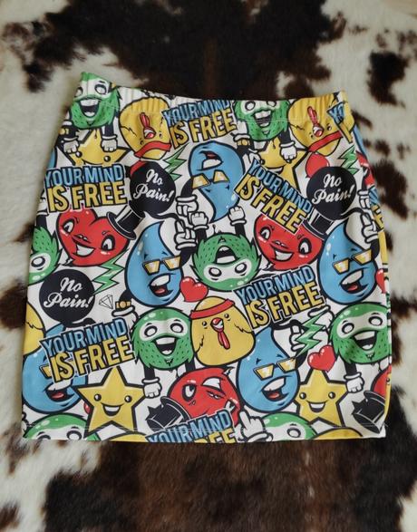 Sukňa veľkosť l, darujem k nákupu, l