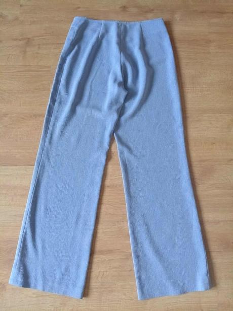 Dámsky nohavicový kostým, m