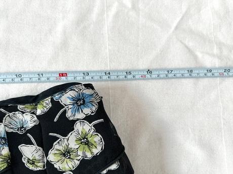 Vzdušná hodvábna kvetovaná sukňa nine west, s