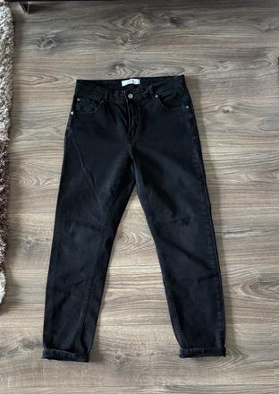 Čierne boyfriendy, reserved,38