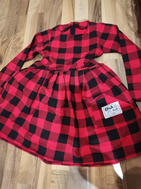 Balíček vecí pre dievčatko veľkosti 134-140, 134