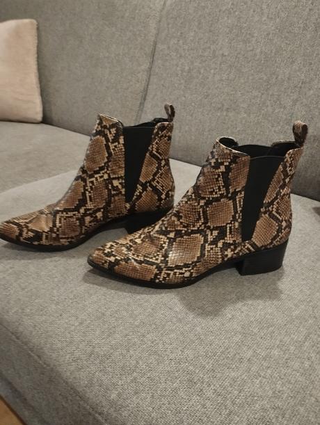 Kotníkové čižmy, 39