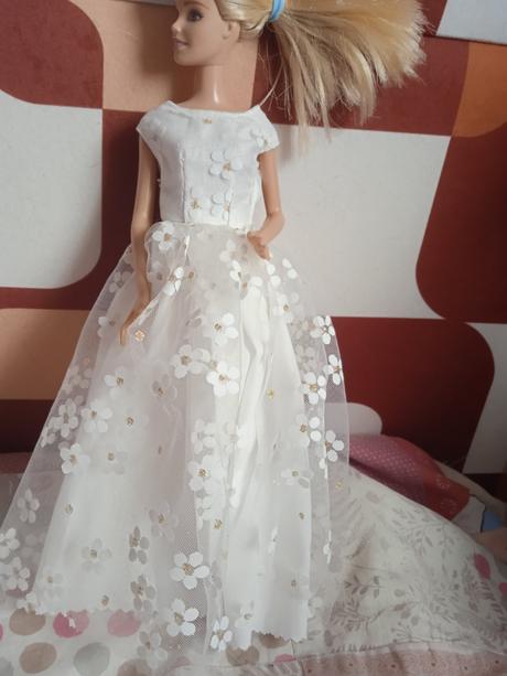 Šaty pre babiku barbie, 