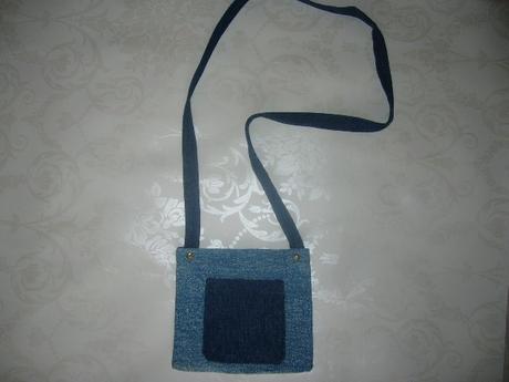 Riflova taštička na krk, 