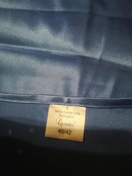 Nočná saténová košieľka, 40