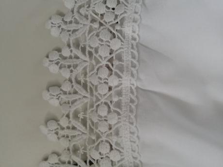 Biela sukňa s krajkou, gate,40