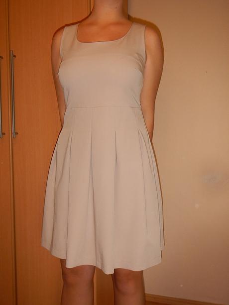 Koktailové šaty, 40