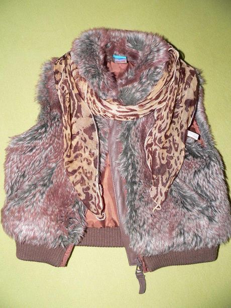 Zateplená vestička, adams,80