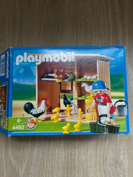 Playmobil kurník so sliepkami model 4492, 