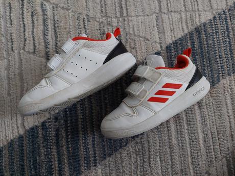 Botasky č.26, adidas,26