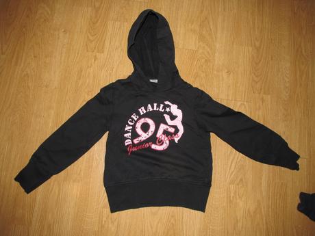 Čierna mikinka v. 128, alive,128