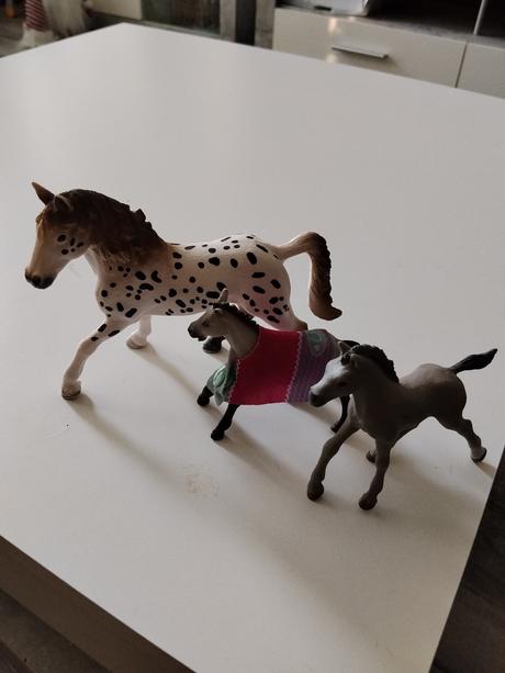 Schleich c.8,