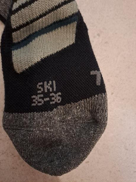 Nenosené lyžiarske podkolienky, crivit,35