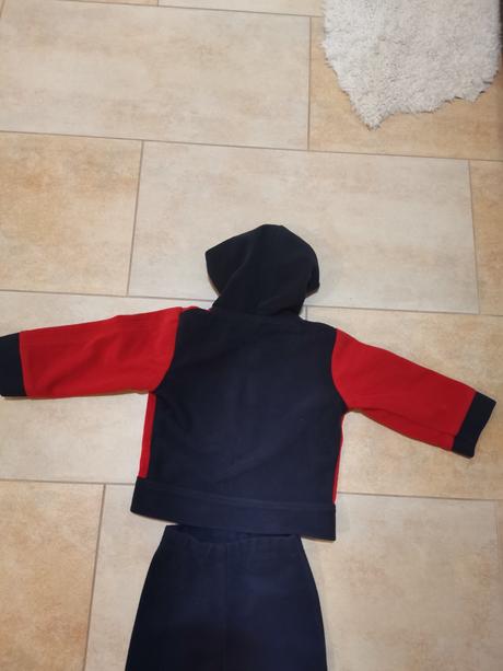 Softshelovy konpket, 92