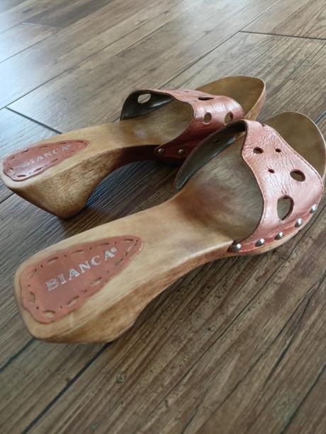 Šľapky dreváky, 39