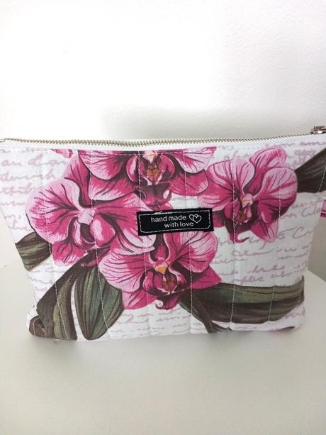 Kozmeticka taštička orchidea,