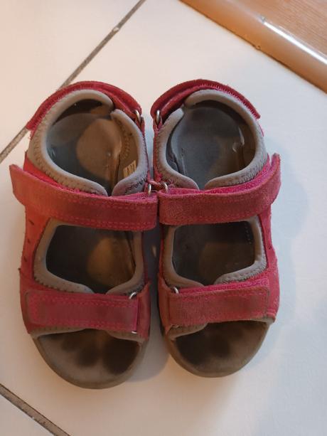 Sandalky protetika 30 -sú mensie, protetika,30