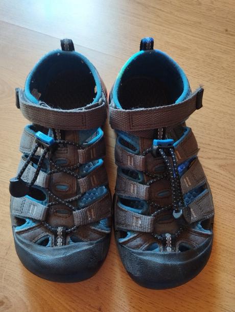 Keen sandalky, keen,33