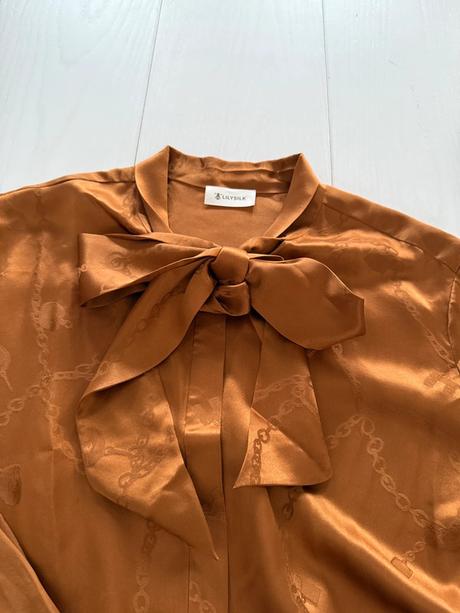 Hodvábna košela s mašlou, l