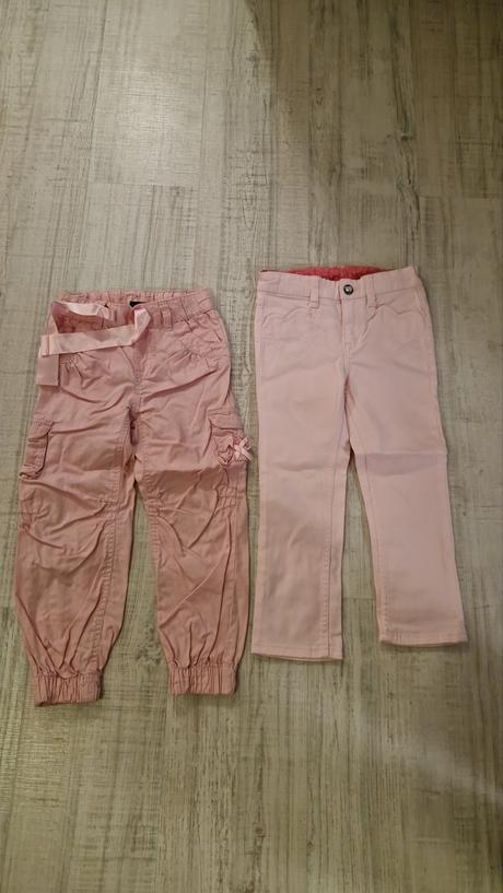 2x ruzove nohavice, h&m,104