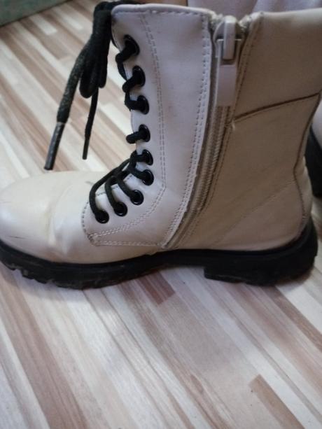 Prechodné dievčenské topánky, 33