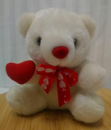 Plyšový biely medveď so srdiečkom, pms, 15 cm, 