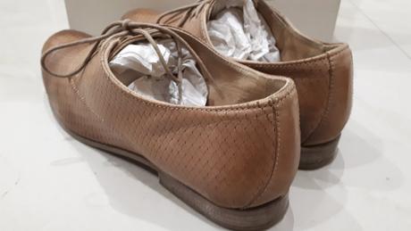 Kožene poltopanky lasocki vel 40, lasocki,40