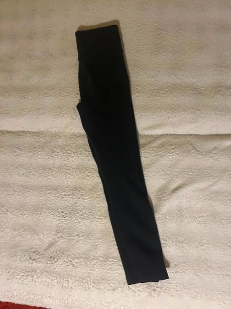 Elasťáky, nike,140