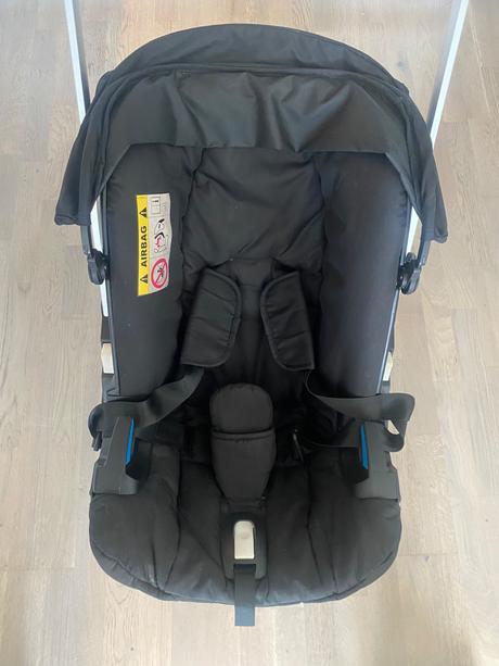 Transformovateľný kočík a autosedacka 4 v 1 pre ba, doona