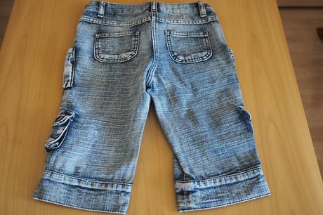 Dievčenské  rifľlové kraťasy pod kolená, 128