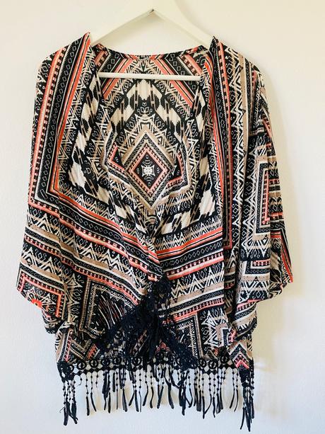 Farebný prehoz/svetrik, m