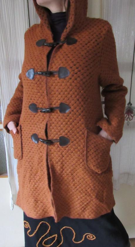 Vlnený škoricový kabátik s kapucňou, s