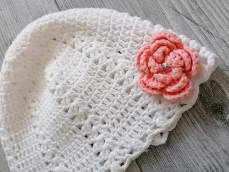 Hačkovaná čiapočka, 92