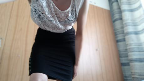 Dámska sukňa s detailom, veľ. s, s