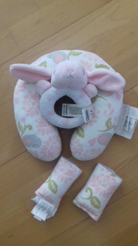 Nakrcnik + doplnky do autosedacky novorodenca, 