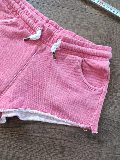 Kraťasy, pepperts,134