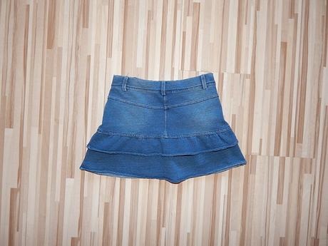 Modrá sukňa, topolino,110