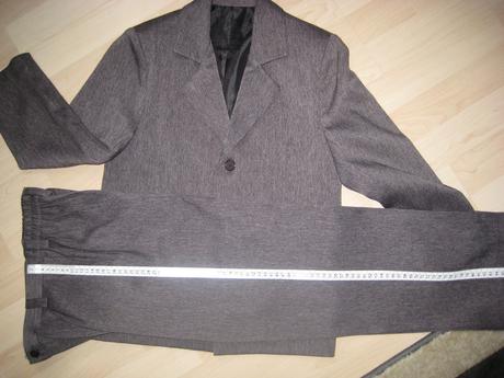 Oblek slovenského výrobcu modelko, 140