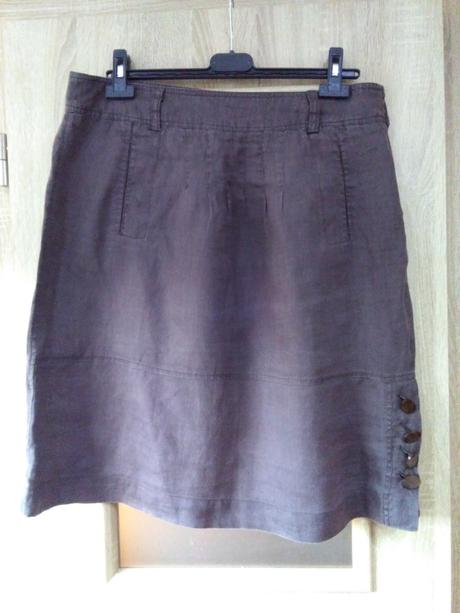 Prijemná ľanová sukňa na leto zo španielska, 42