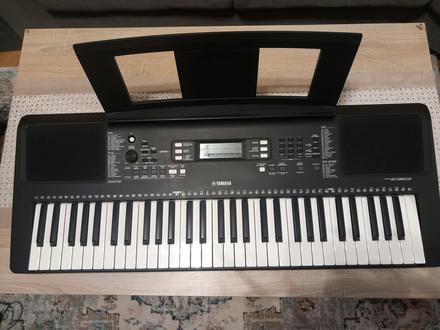 Yamaha psr-e363 keyboard s dynamikou, 