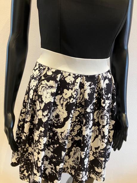 Dámske elegantné šaty čierno biele (s), s