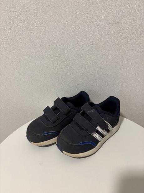 Chlapčenské tenisky, adidas,25
