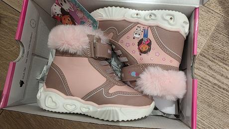 Teple alebo prechodne topanočky 23, disney,23