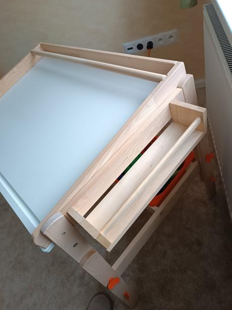 Rastúci stôl s lavicou ikea,