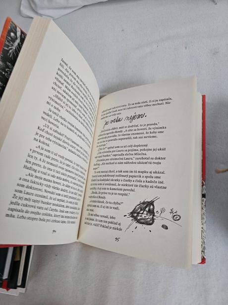 Kniha traja a fantastický poklad,