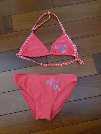 Svetločervené bikinki, 146