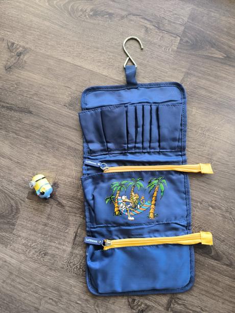 Cestovná kozmetická taštička lufthansa, 