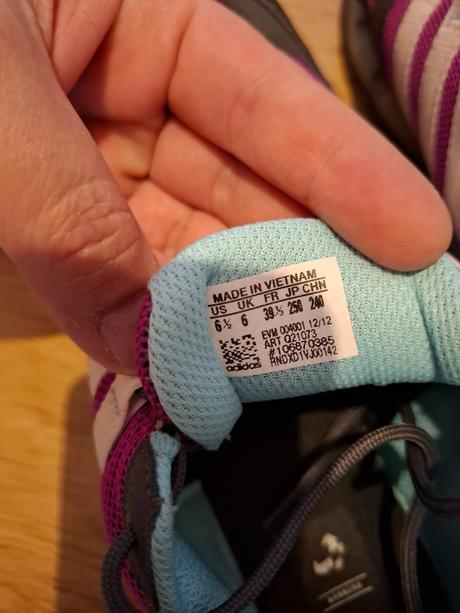 Turistické tenisky adidas, adidas,39