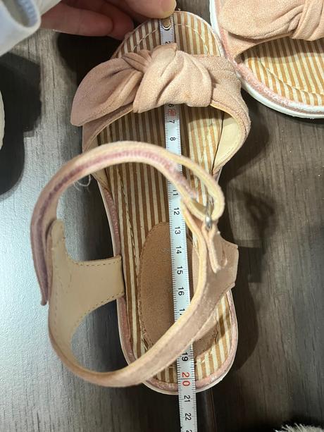 Sandálky nellie blu, 32